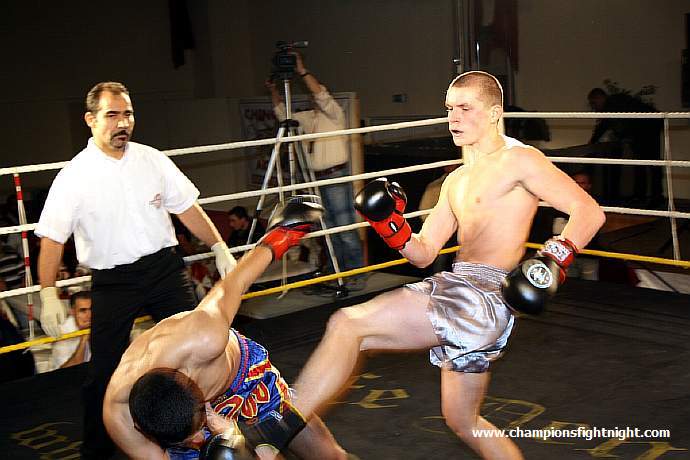 091218_0126_slonov-sahralian_k1_fight_night_ii.jpg