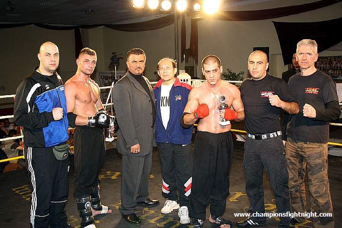 091218_0570_densiz-moser_k1_fight_night_ii.jpg