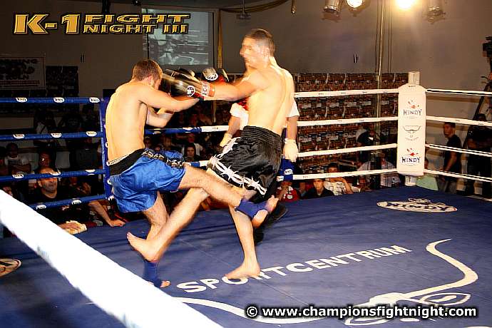 110708_0215_guelec_arrabhi_k1_fightnight_3.jpg