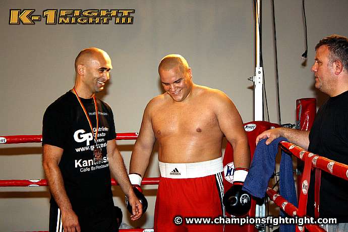 110708_0586_memishi_akbulut_k1_fightnight_3.jpg