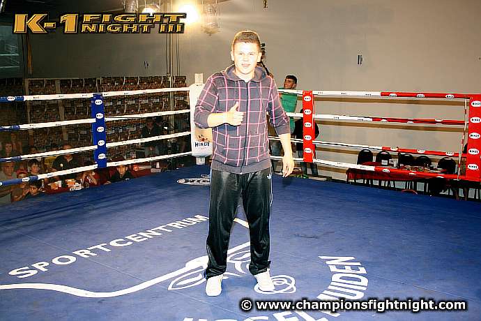 110708_0699_rap-auftritt_besjan-elezi_k1_fightnight_3.jpg